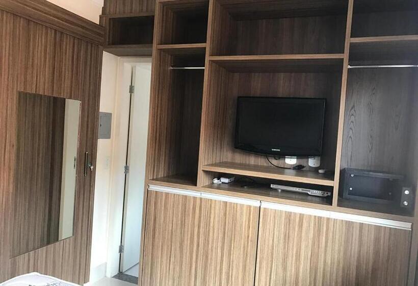 Lacqua Diroma 2 Flats Unidos Com 2 Suítes E Banheiro Social Extra