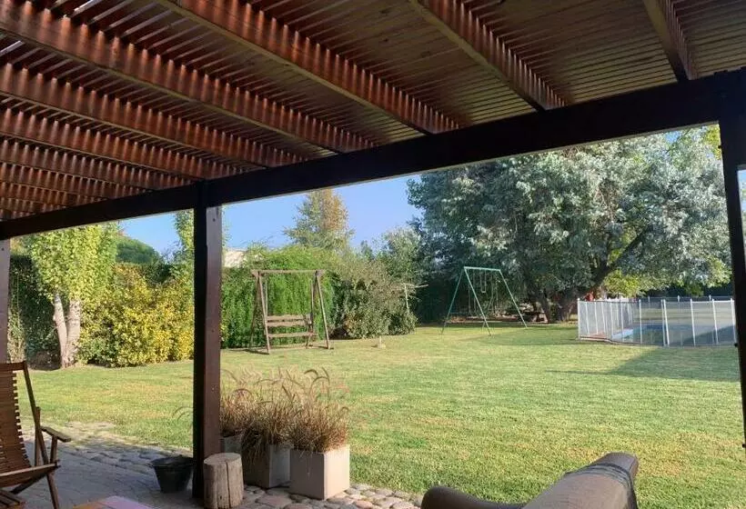 Aamiaismajoitus (B&B) Aquí Tampoco