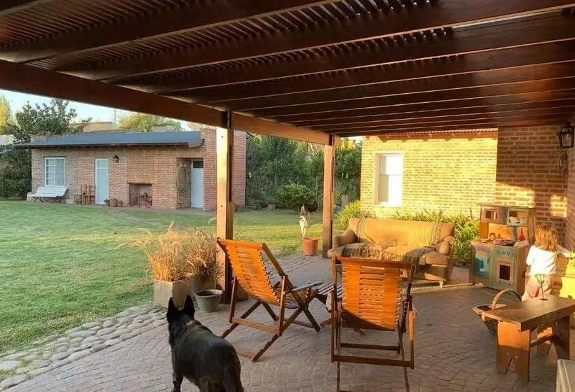 Aamiaismajoitus (B&B) Aquí Tampoco