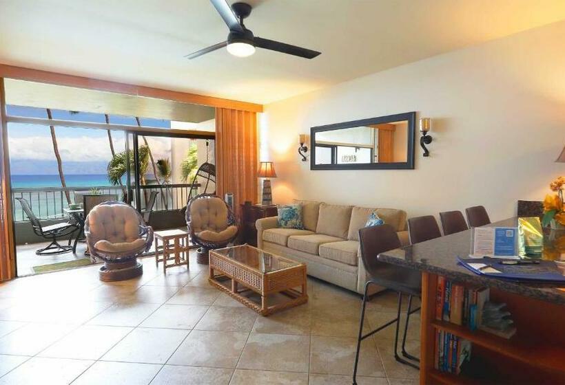 Maui Westside Presents: Hale Mahina B302 1bed/1bath Turtle Condo!