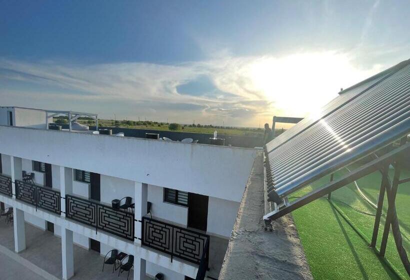 پانسیون Casa Ryn