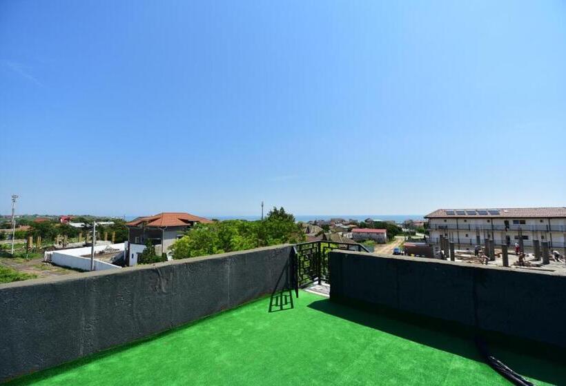 پانسیون Casa Ryn