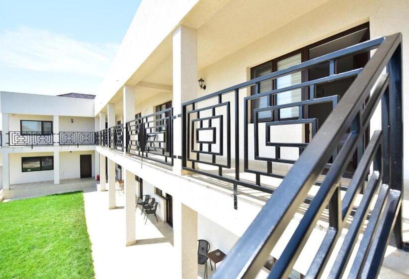 پانسیون Casa Ryn