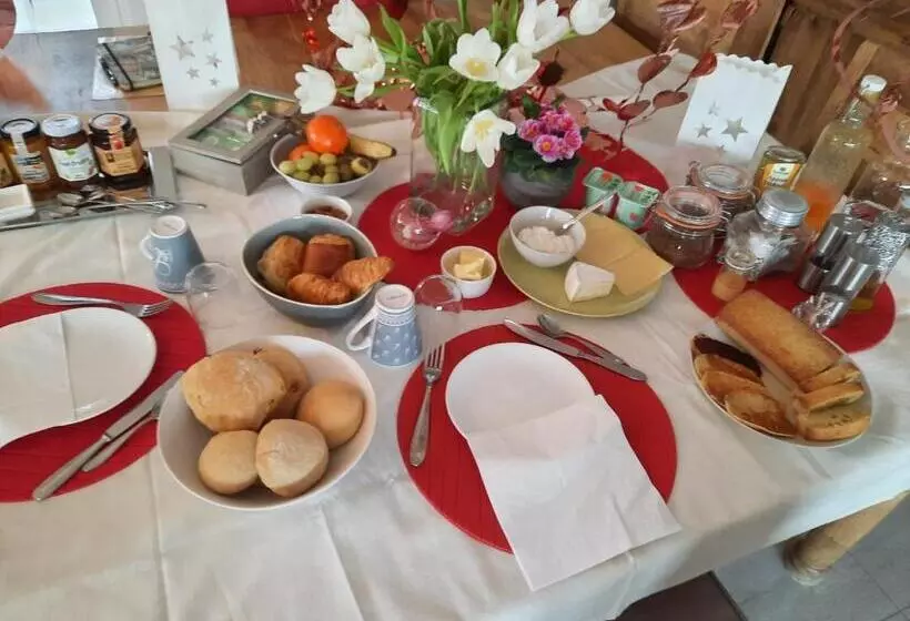 Aamiaismajoitus (B&B) La Maison De Marie