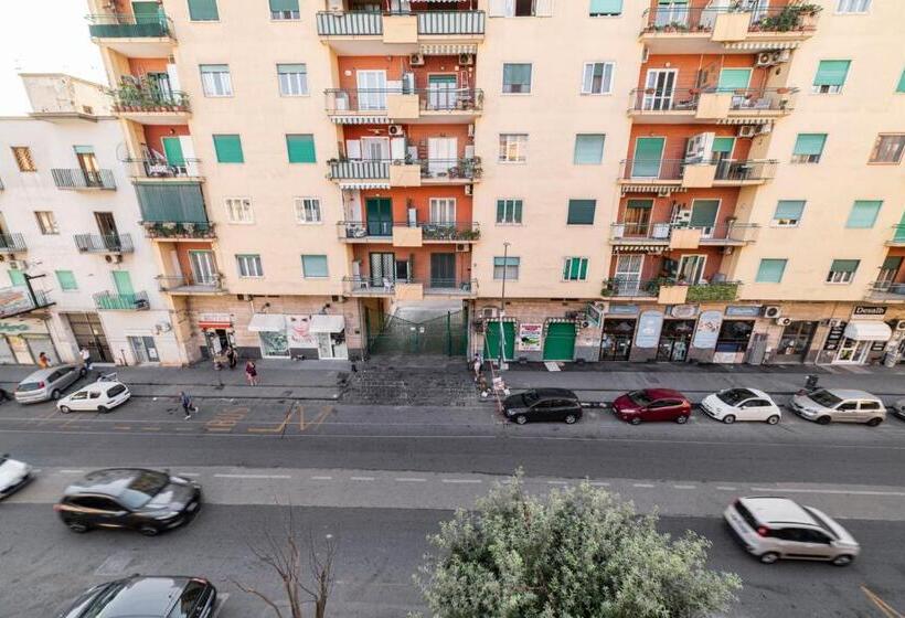 تختخواب و صبحانه Corso 138 By Domusextra