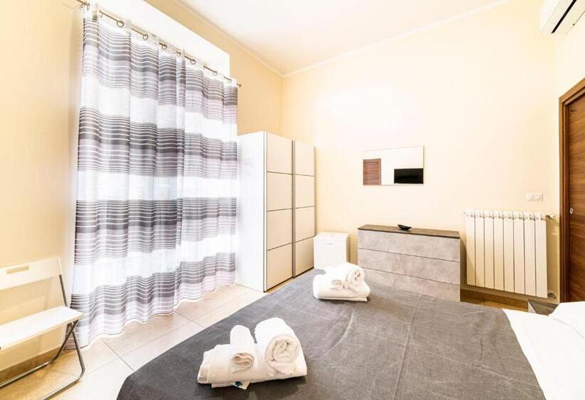 تختخواب و صبحانه Corso 138 By Domusextra