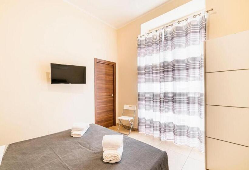 تختخواب و صبحانه Corso 138 By Domusextra