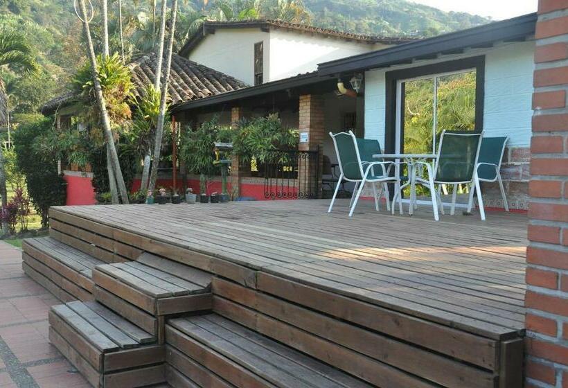 민박 Mangalobby Finca