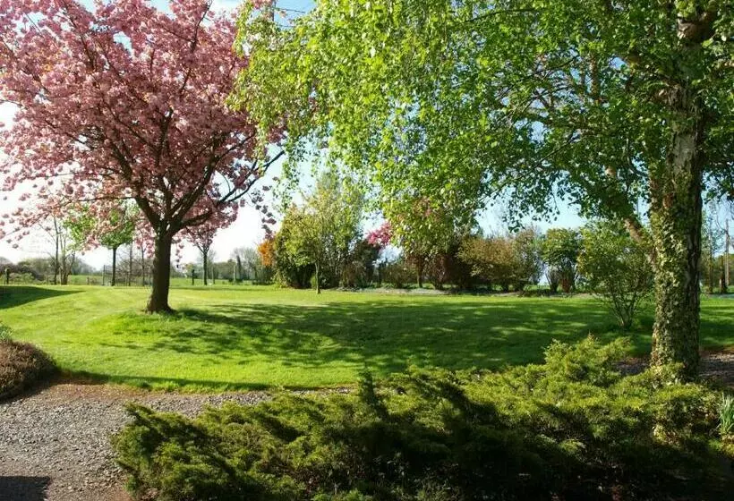 ベッドアンドブレックファースト Mis Harand