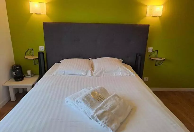 Hotelli Hôtel L Auberge Canaulaise