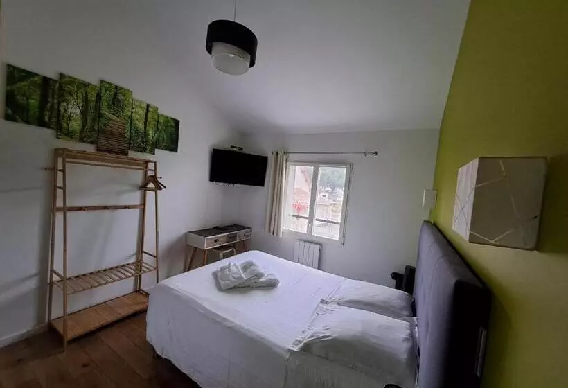 Hotelli Hôtel L Auberge Canaulaise