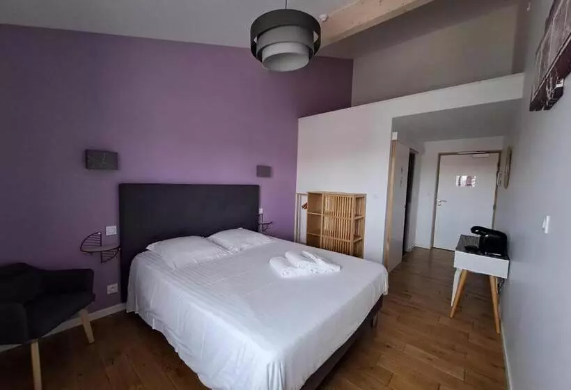 Hotelli Hôtel L Auberge Canaulaise