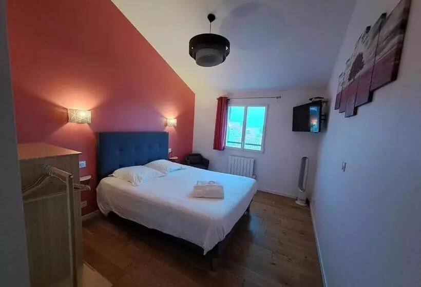 Hotelli Hôtel L Auberge Canaulaise