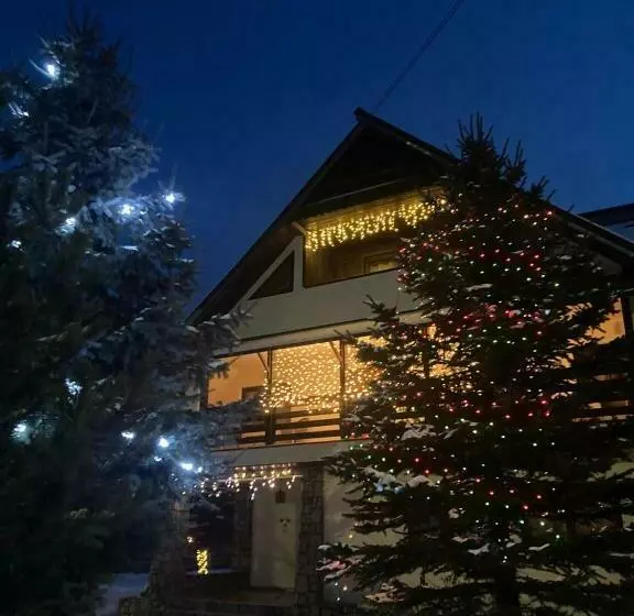پانسیون Casa Cris