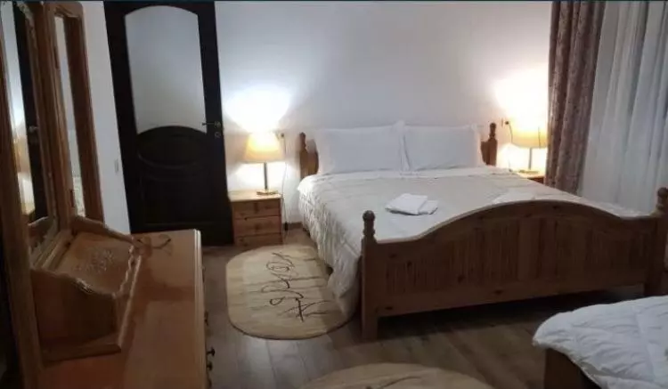 پانسیون Casa Cris