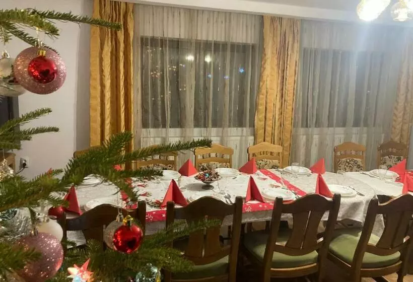 پانسیون Casa Cris