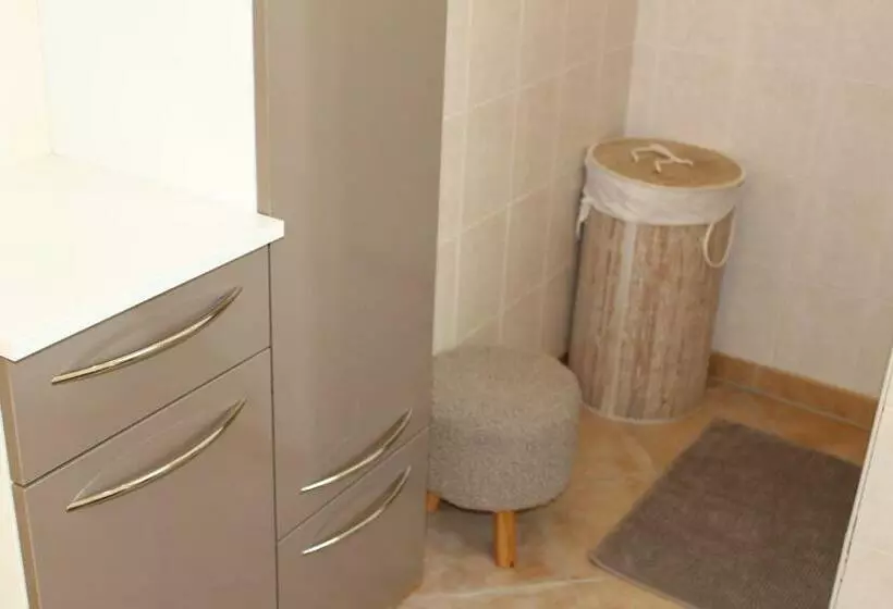 Majatalo La Chambre Verte