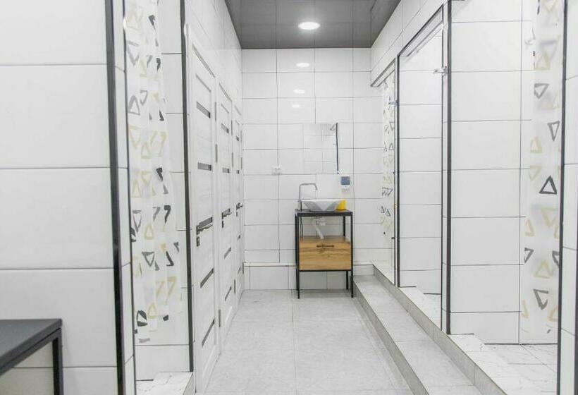 Safarov S Family Hostel