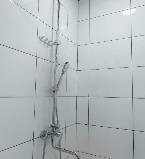 Safarov S Family Hostel