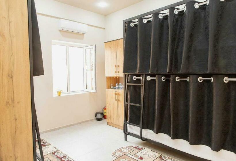 Safarov S Family Hostel