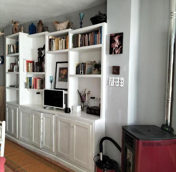 민박 Casa En Zuheros 4 A 5 Personas