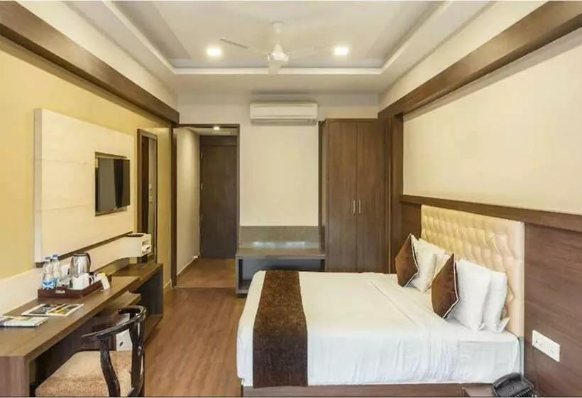 تختخواب و صبحانه Rajwara Palace Jodhpur