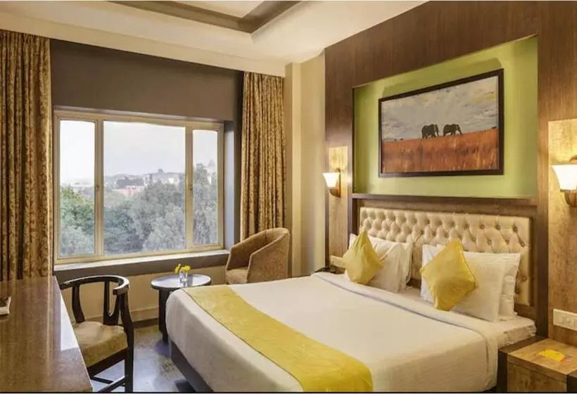 تختخواب و صبحانه Rajwara Palace Jodhpur