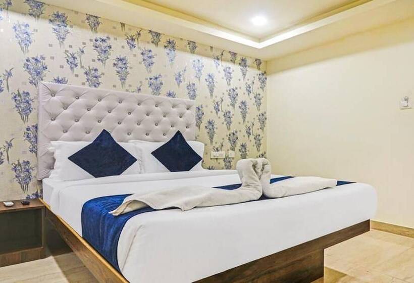 فندق Bright Airport Zone Shamshabad