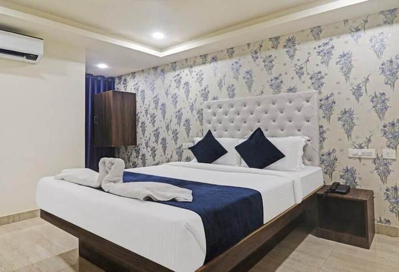 فندق Bright Airport Zone Shamshabad