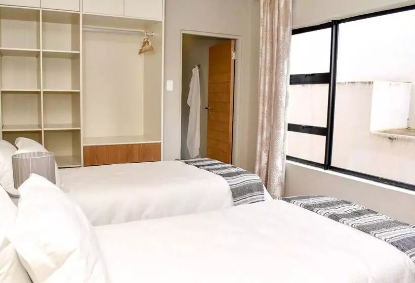 ベッドアンドブレックファースト Amabwe Guesthouse