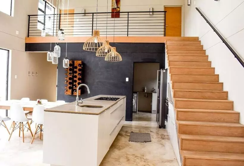 ベッドアンドブレックファースト Amabwe Guesthouse