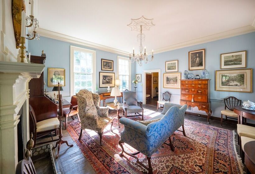 مبيت وإفطار Hollymead House