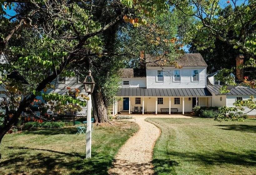 مبيت وإفطار Hollymead House