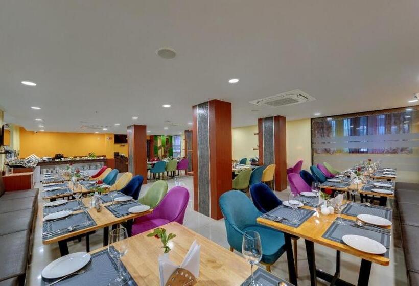 Click Hotel Guwahati