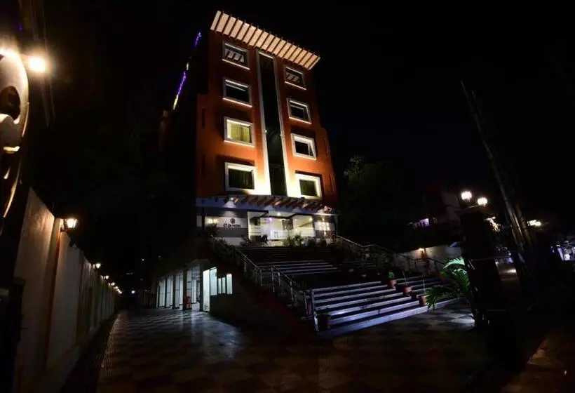 Click Hotel Guwahati