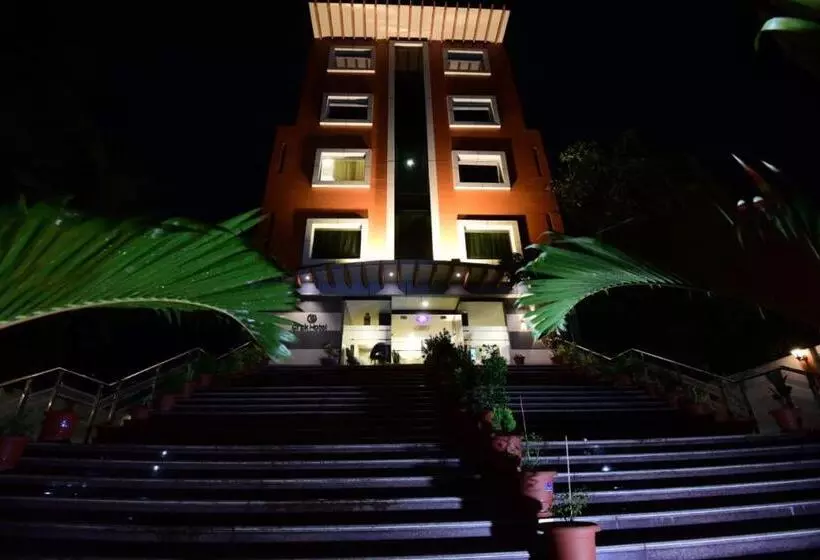 Click Hotel Guwahati