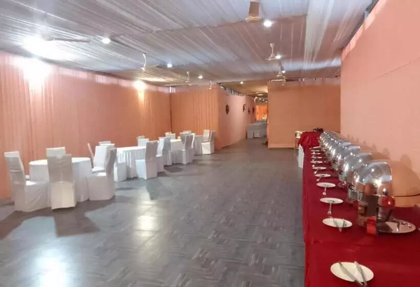 Click Hotel Guwahati