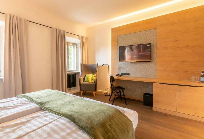 Landhotel Alte Zollstation  Historical Building