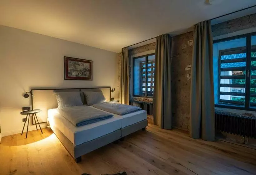 Landhotel Alte Zollstation  Historical Building