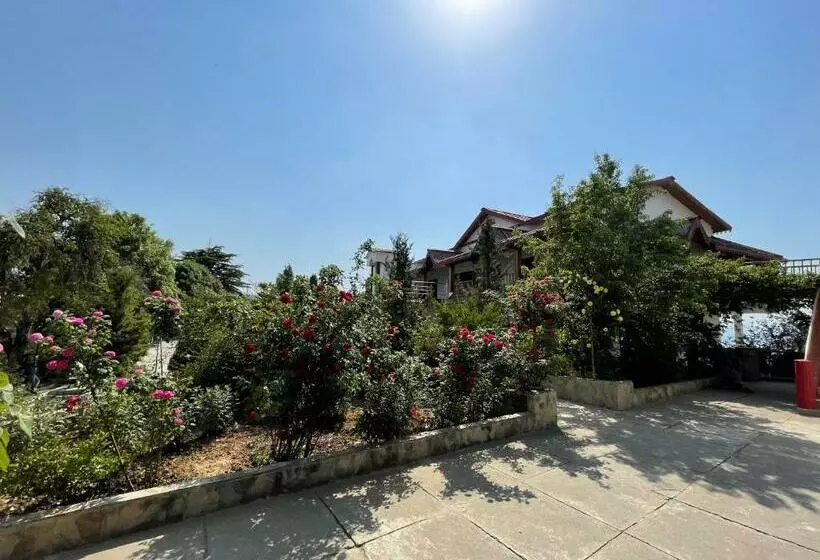 Hotelli Shri Shail Inn