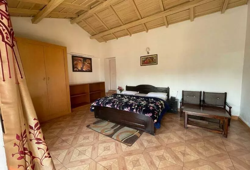 Hotelli Shri Shail Inn