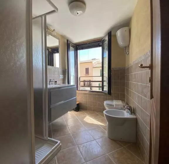 Majatalo La Torre Della Piramide