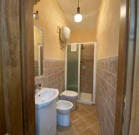 Majatalo La Torre Della Piramide