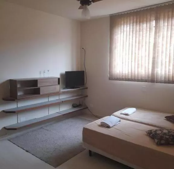 ホテル 4 Suítes Privativas