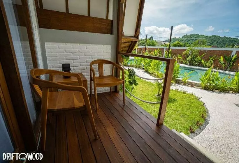 ホテル Driftwood Lombok