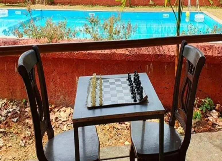 Hotelli Kingsden Island Resort