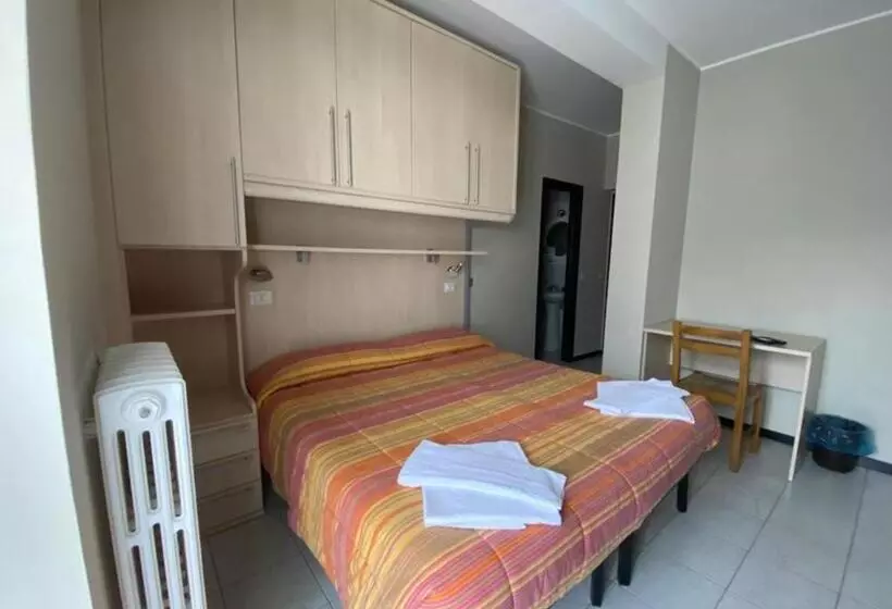 Hotelli Albergo Del Mera Ristorante Da Lui