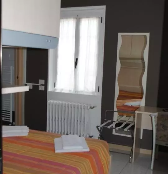 Hotelli Albergo Del Mera Ristorante Da Lui