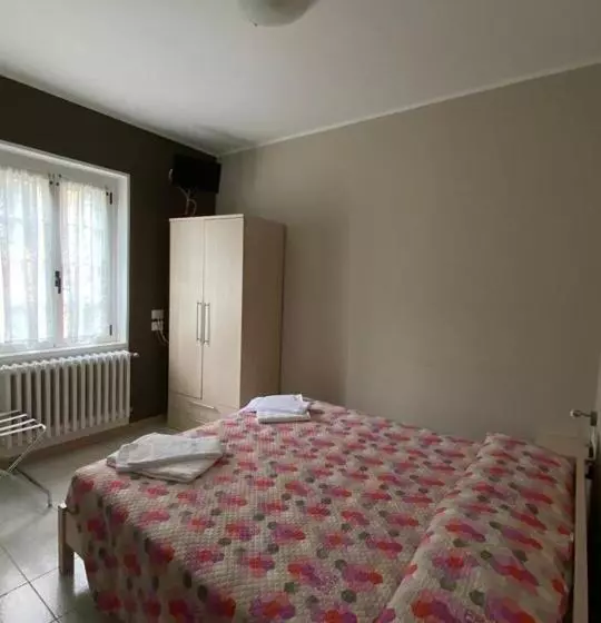 Hotelli Albergo Del Mera Ristorante Da Lui