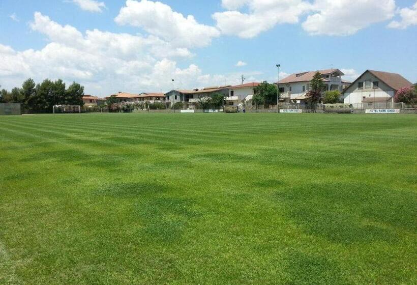 בית מלון כפרי Park Jonio